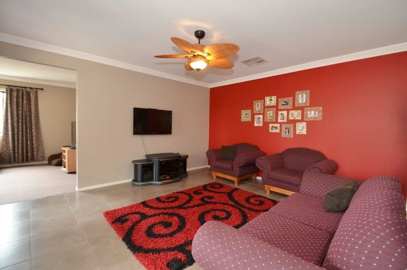 12 Riverdale Boulevard, South Morang VIC 3752, South Morang - Thumbnail 7