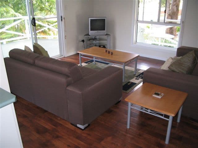 90 Treasure Island Avenue, KARRAGARRA ISLAND QLD 4184, Karragarra Island - Thumbnail 5