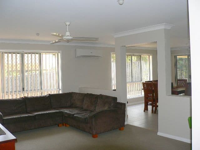 32 Diamond Sand Drive, UPPER COOMERA QLD 4209, Upper Coomera - Thumbnail 4