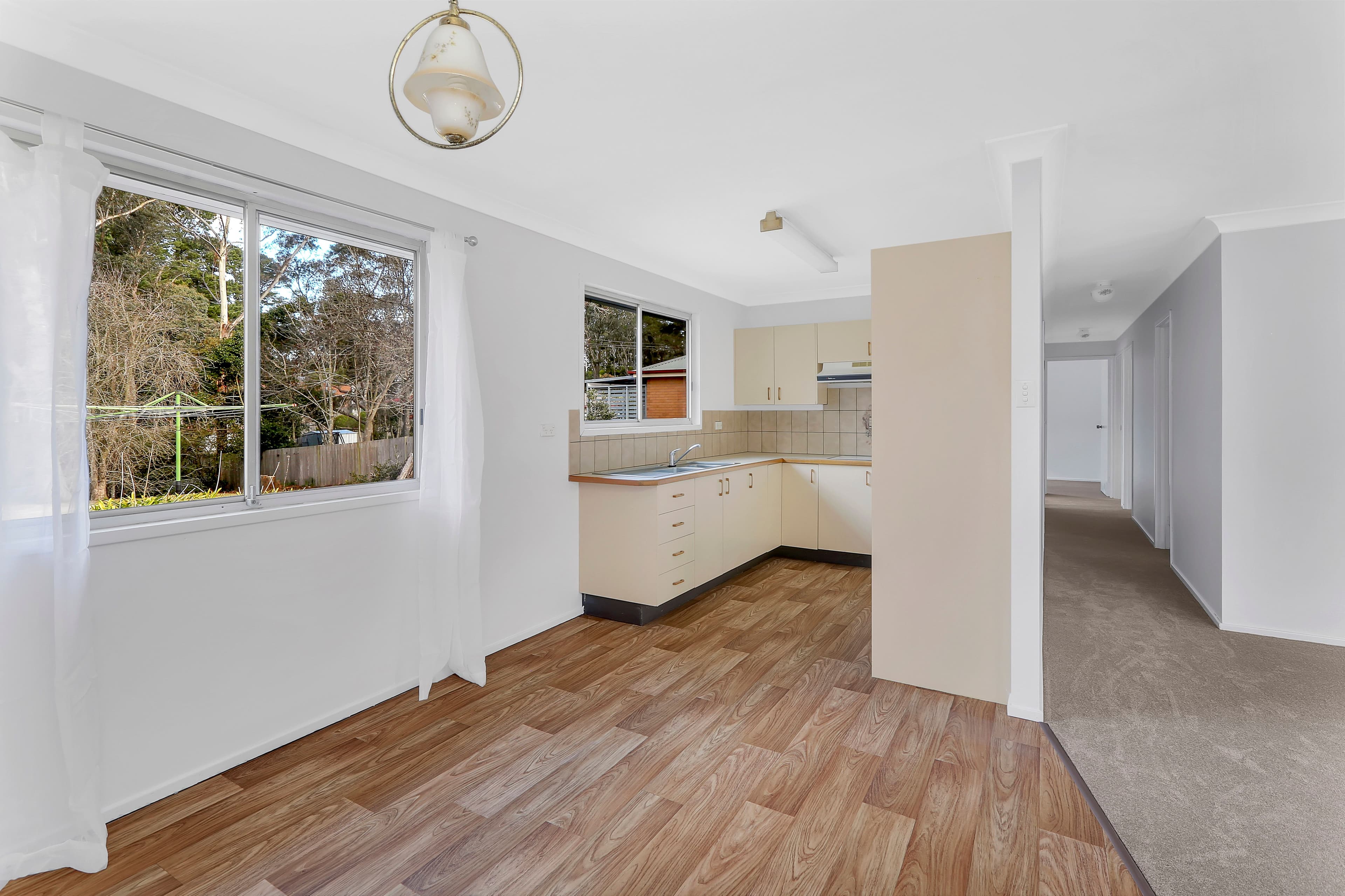 5 Sunbeam Avenue, Blackheath - Thumbnail 2