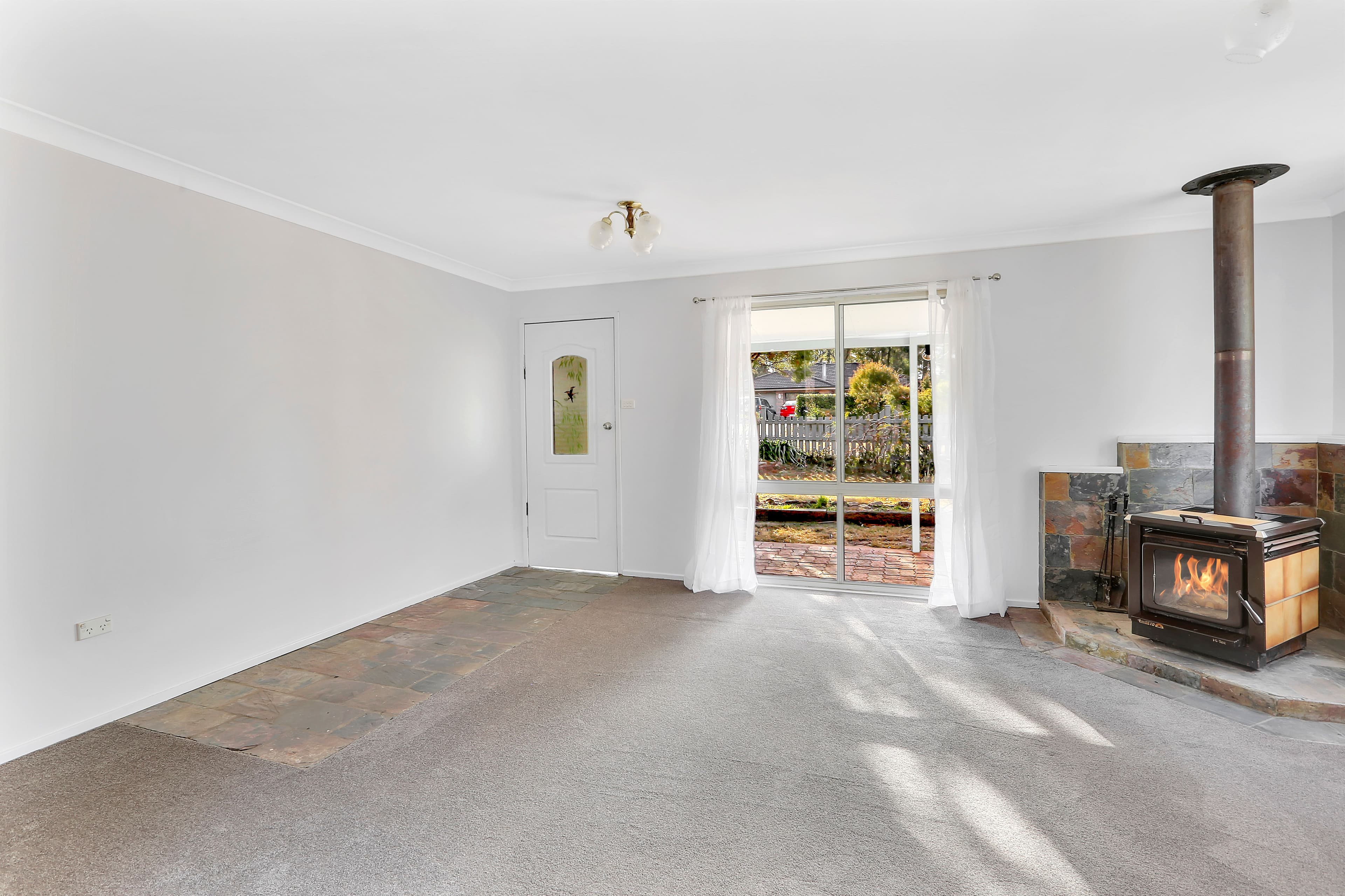 5 Sunbeam Avenue, Blackheath - Thumbnail 3
