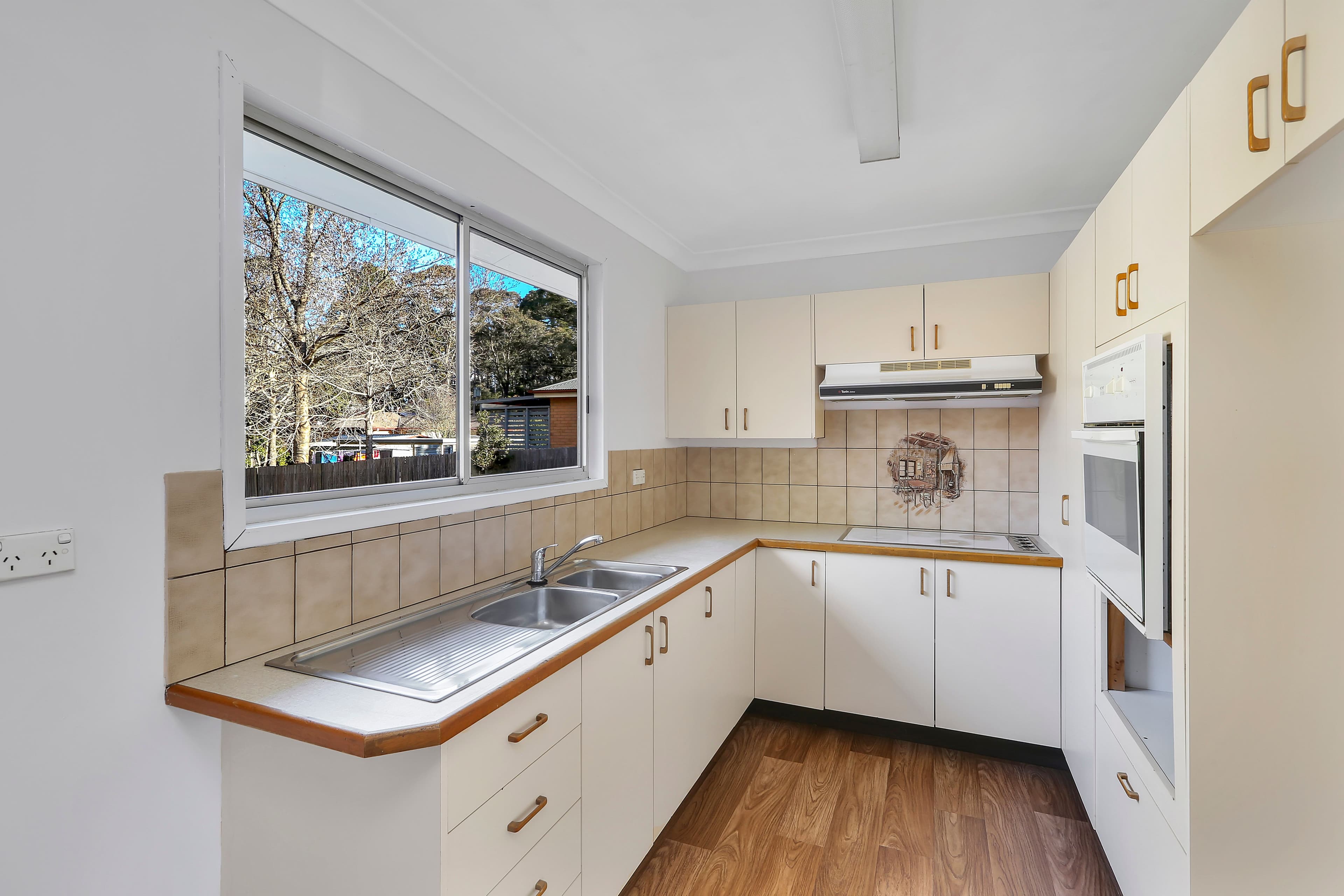 5 Sunbeam Avenue, Blackheath - Thumbnail 5