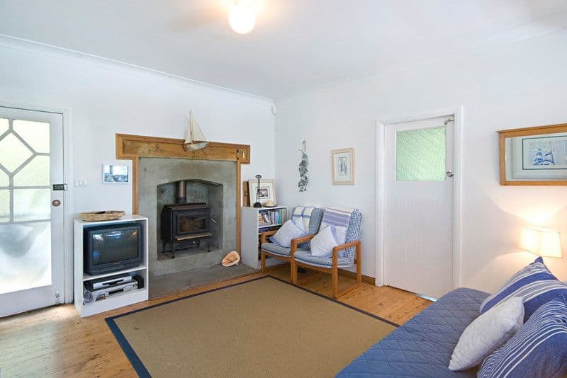 1 Hardys Bay Parade, HARDYS BAY NSW 2257, Hardys Bay - Thumbnail 7