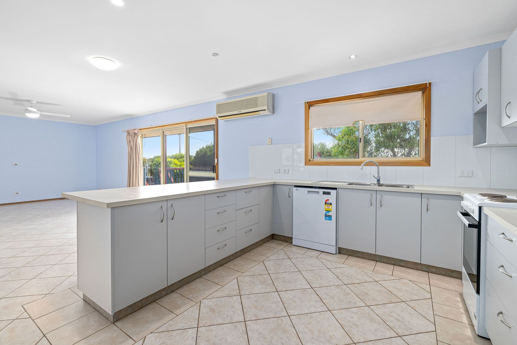 31 Cook Street, Port Lincoln SA 5606, Port Lincoln - Thumbnail 5