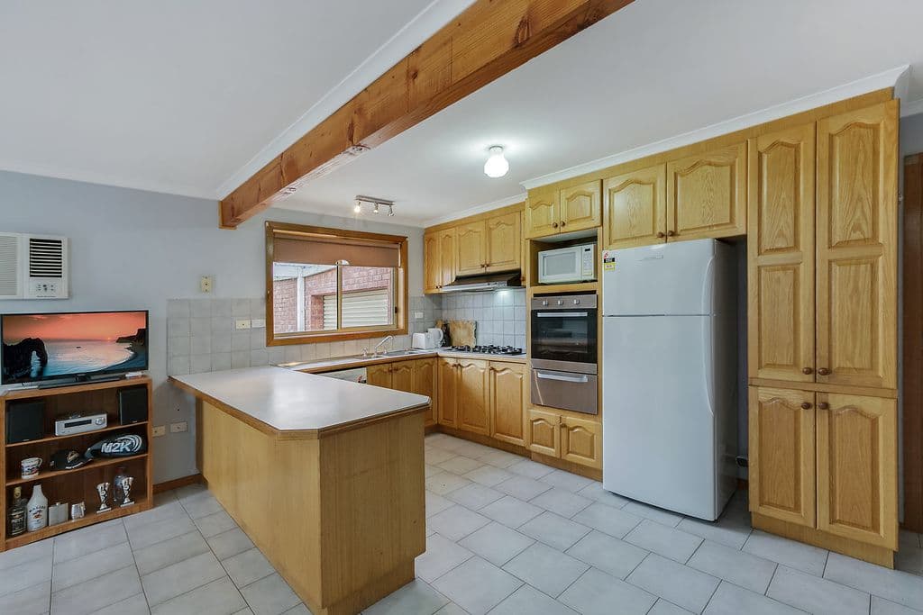 26 Sieben Close, MILL PARK VIC 3082, Mill Park - Thumbnail 4