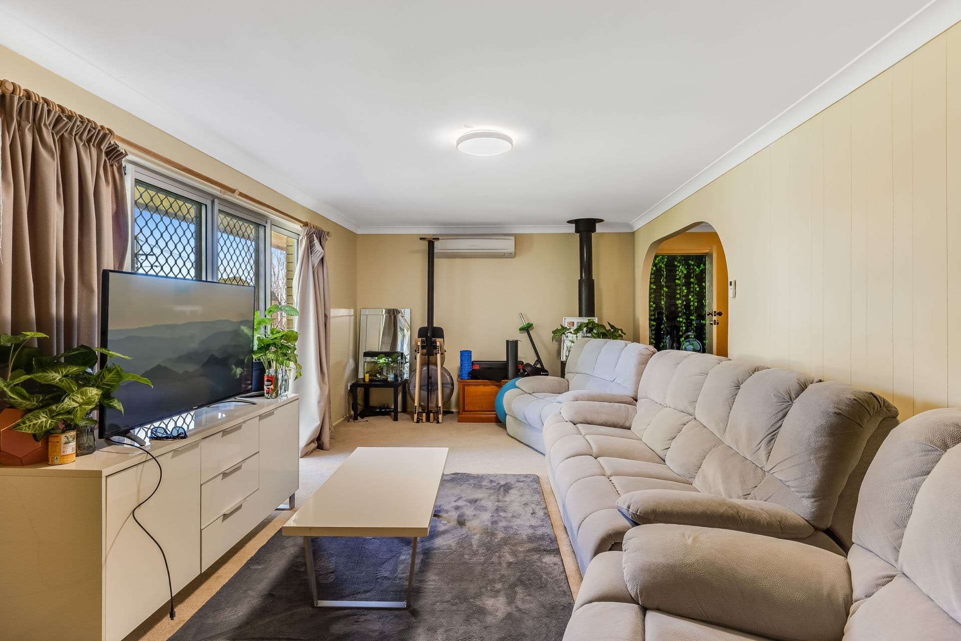 7 Margot Court, Harlaxton QLD 4350, Harlaxton - Thumbnail 2