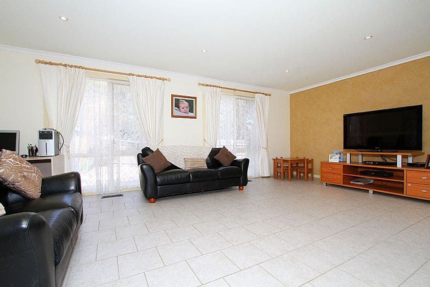 8 Hope Court, MILL PARK VIC 3082, Mill Park - Thumbnail 6