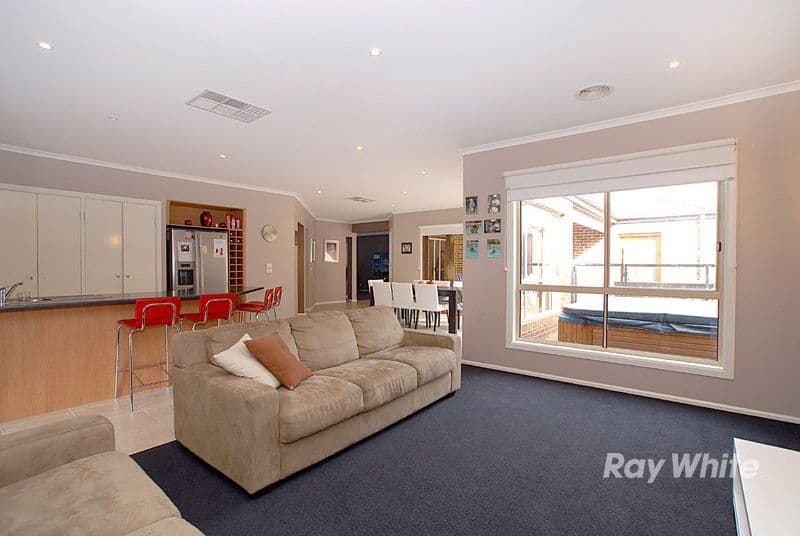 16 Teeside Way, KEYSBOROUGH VIC 3173, Keysborough - Thumbnail 4
