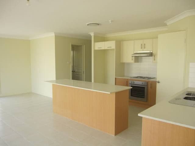 22 Perry Street, Hamilton QLD 4007, Hamilton - Thumbnail 2