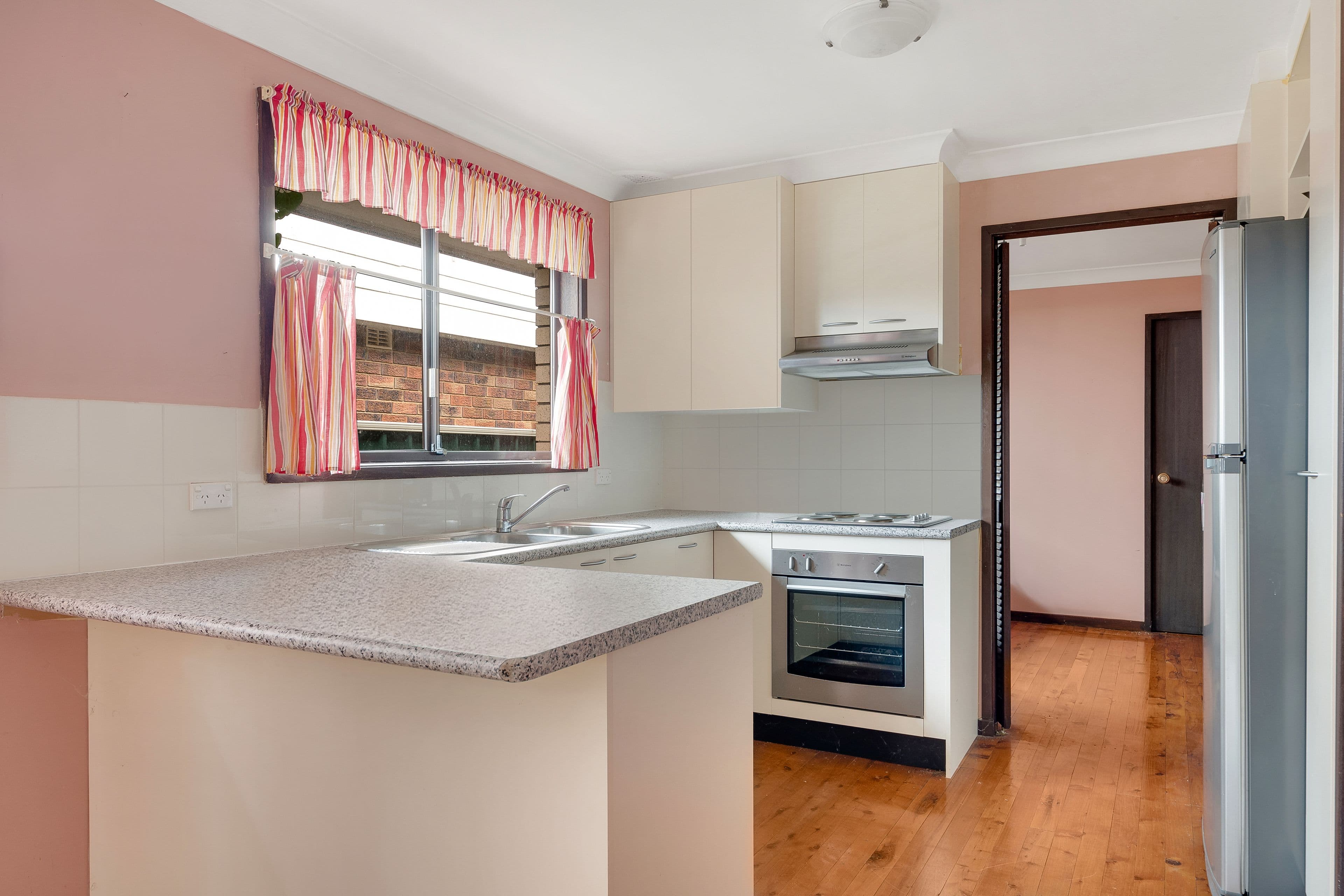 2 Falcon Place, Ingleburn - Thumbnail 6