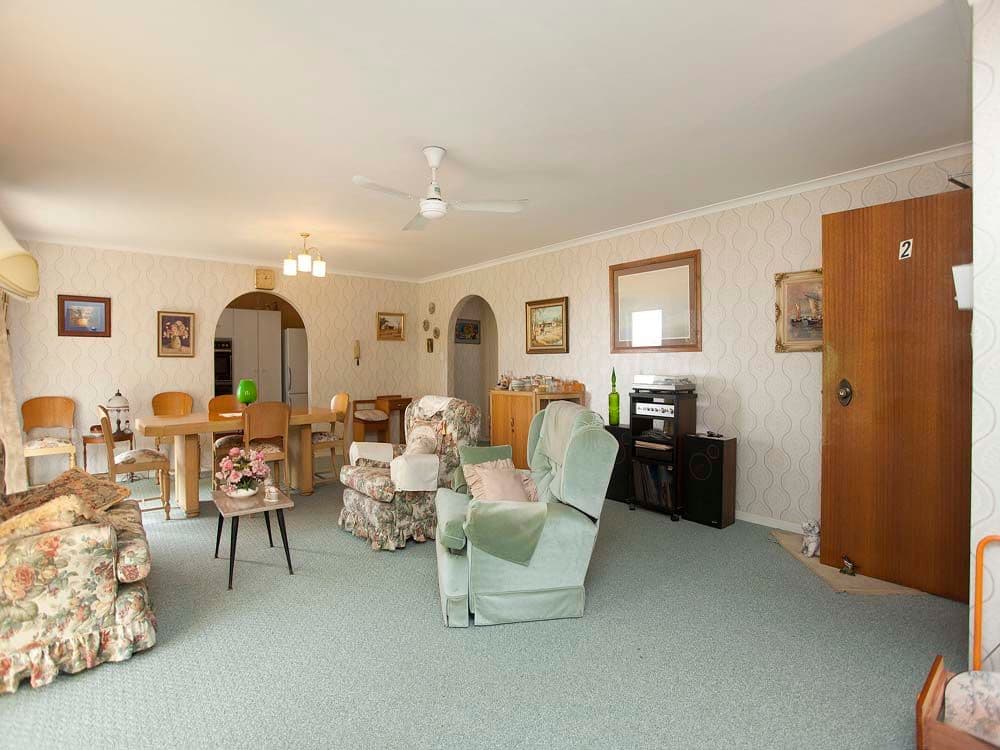 61 Kirkland Avenue, Coorparoo QLD 4151, Coorparoo - Thumbnail 3