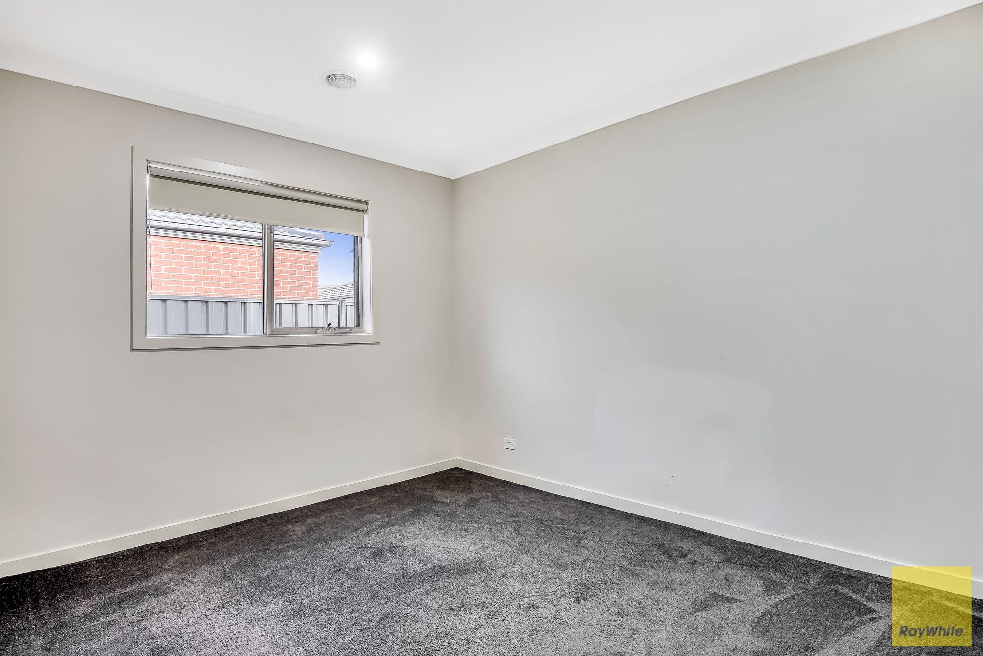 12 Zambezi Street, Tarneit VIC 3029, Tarneit - Thumbnail 2