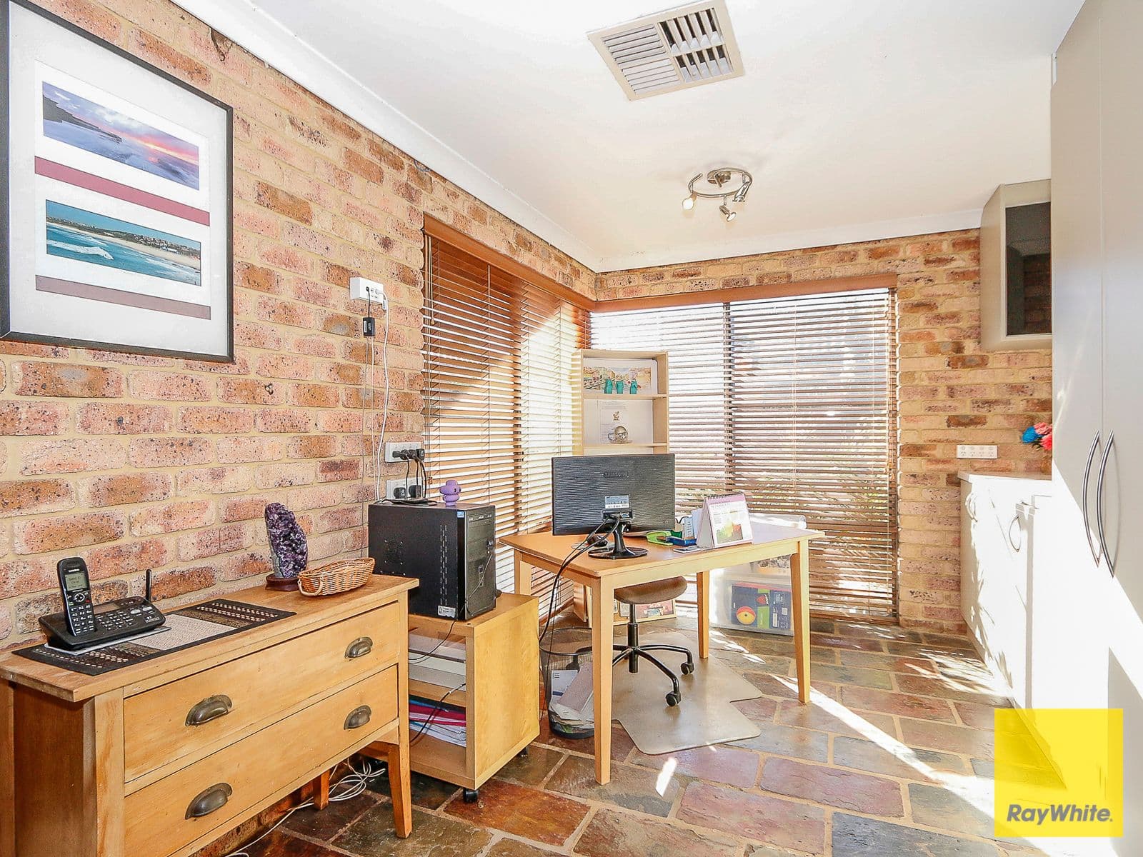 1 Karuah Way, Greenwood WA 6024, Greenwood - Thumbnail 7