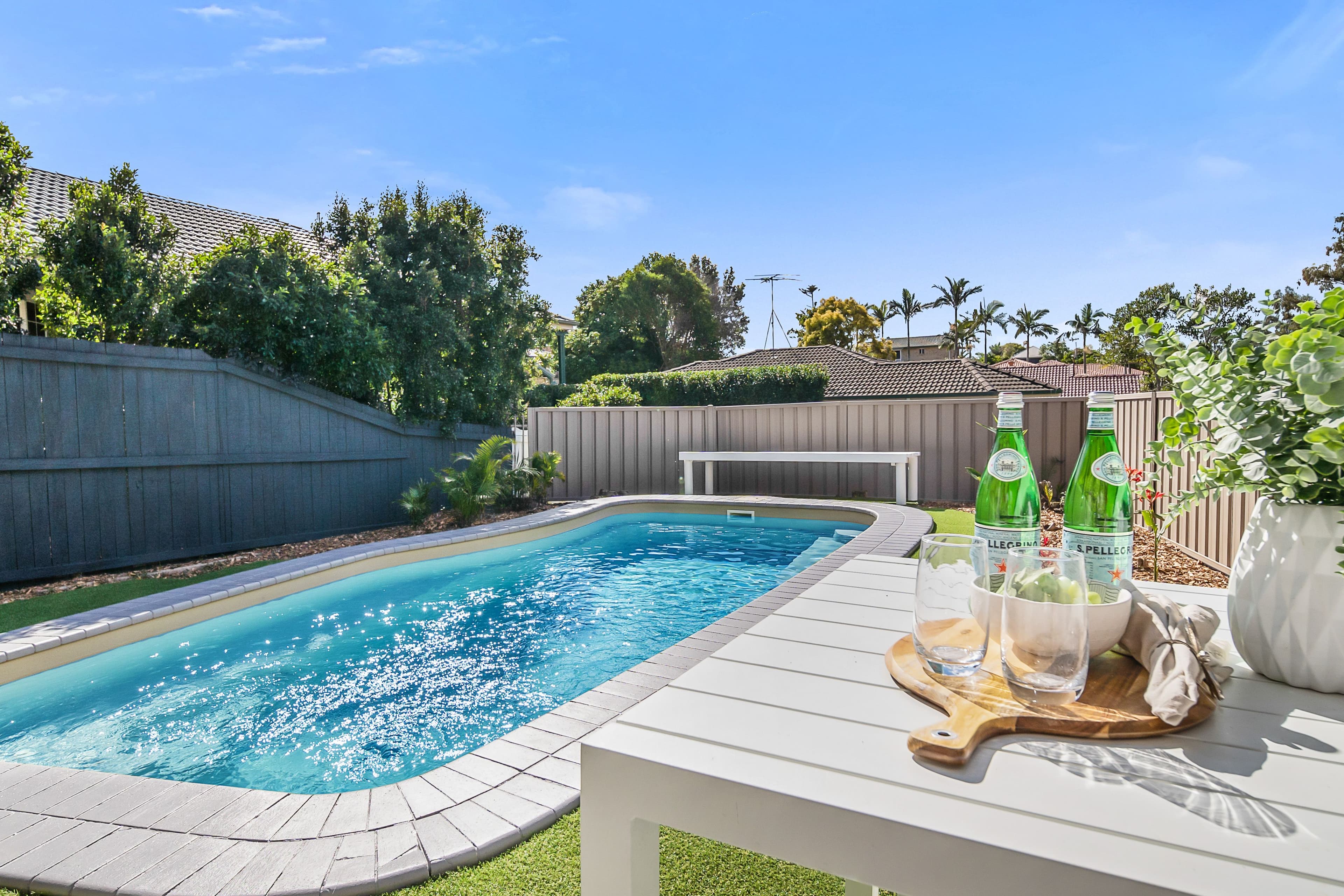 3 Kingfisher Close, Loganlea QLD 4131, Loganlea - Thumbnail 2