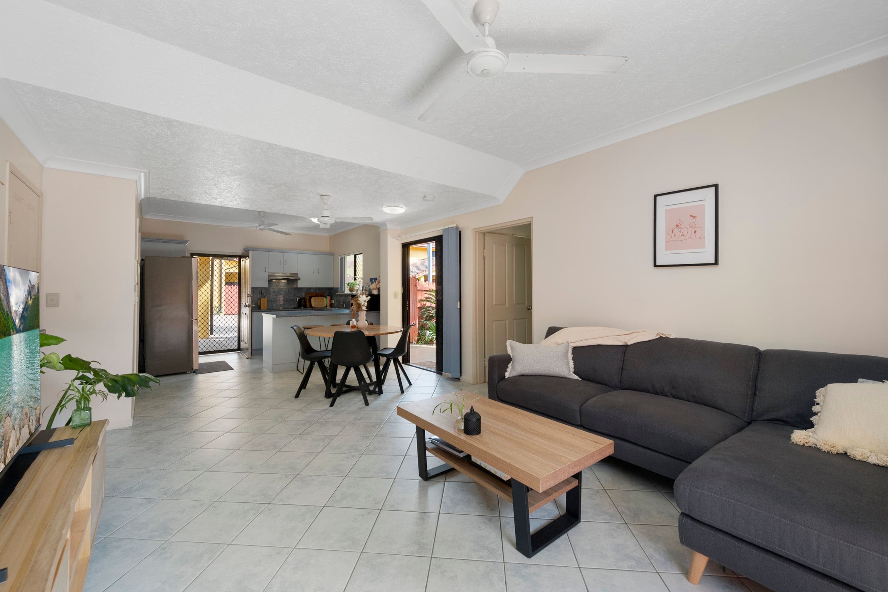 11 Diprose Street, Pimlico QLD 4812, Pimlico - Thumbnail 4