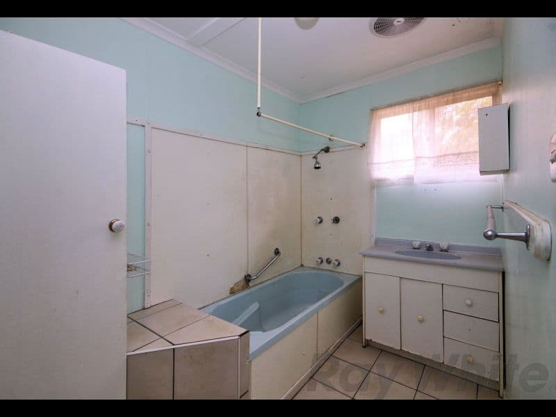 11 Cain Court, Bundamba QLD 4304, Bundamba - Thumbnail 8