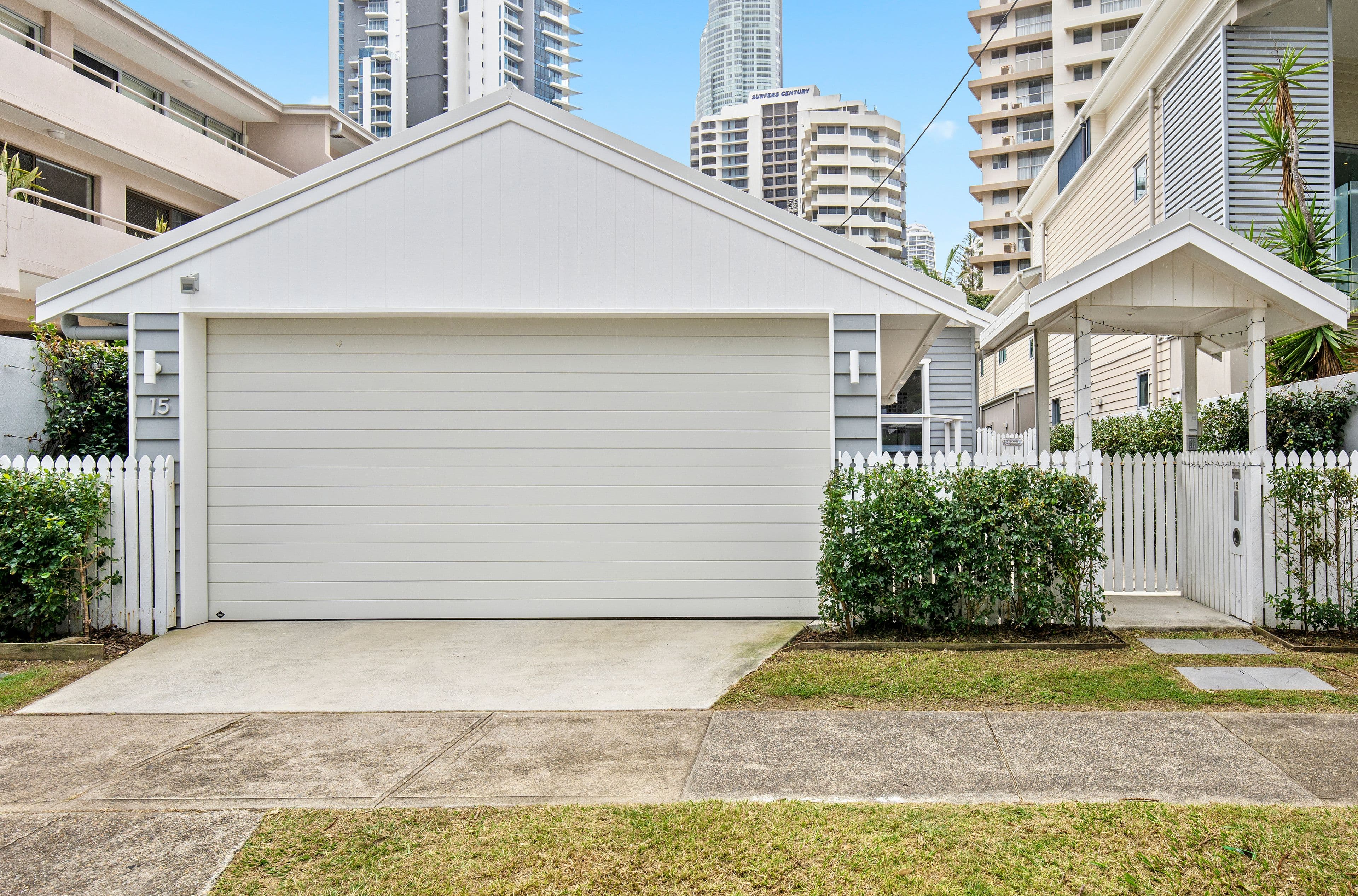 15 Thornton Street, Surfers Paradise QLD 4217, Surfers Paradise - Thumbnail 3