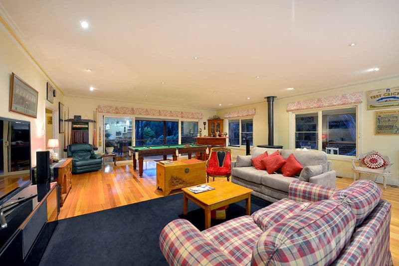 12 Bonnie View Road, MOUNT DANDENONG VIC 3767, Mount Dandenong - Thumbnail 8