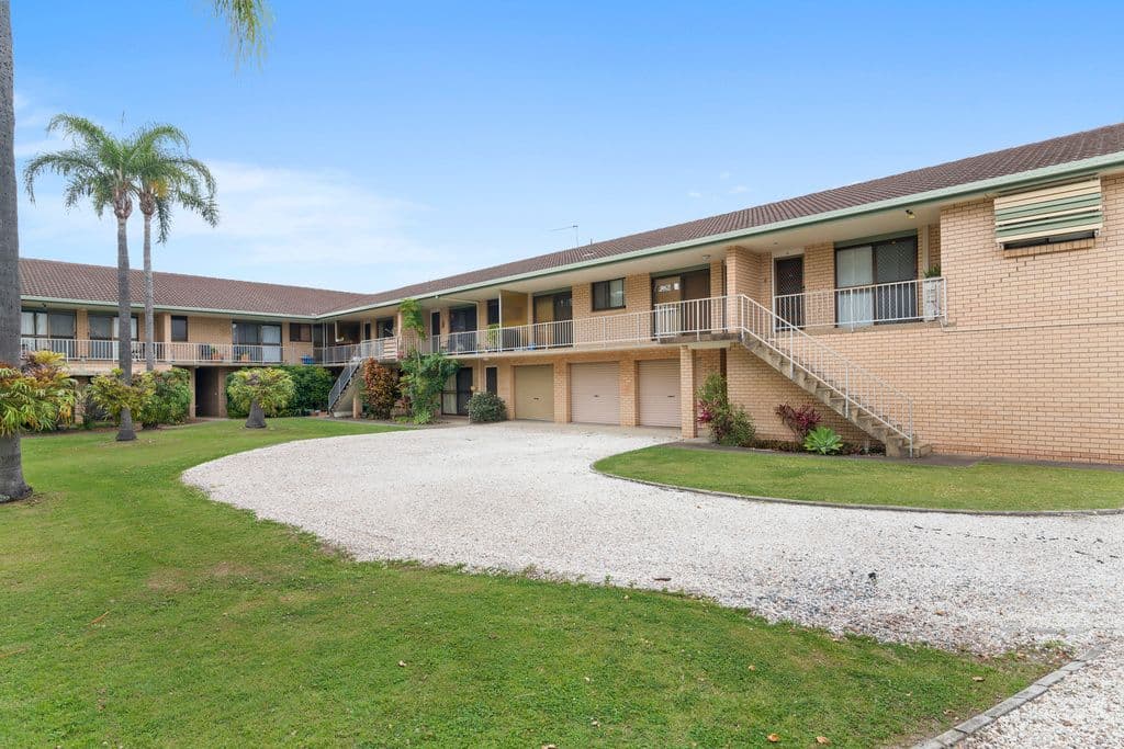 5 Lind Avenue, Palm Beach QLD 4221, Palm Beach - Thumbnail 4