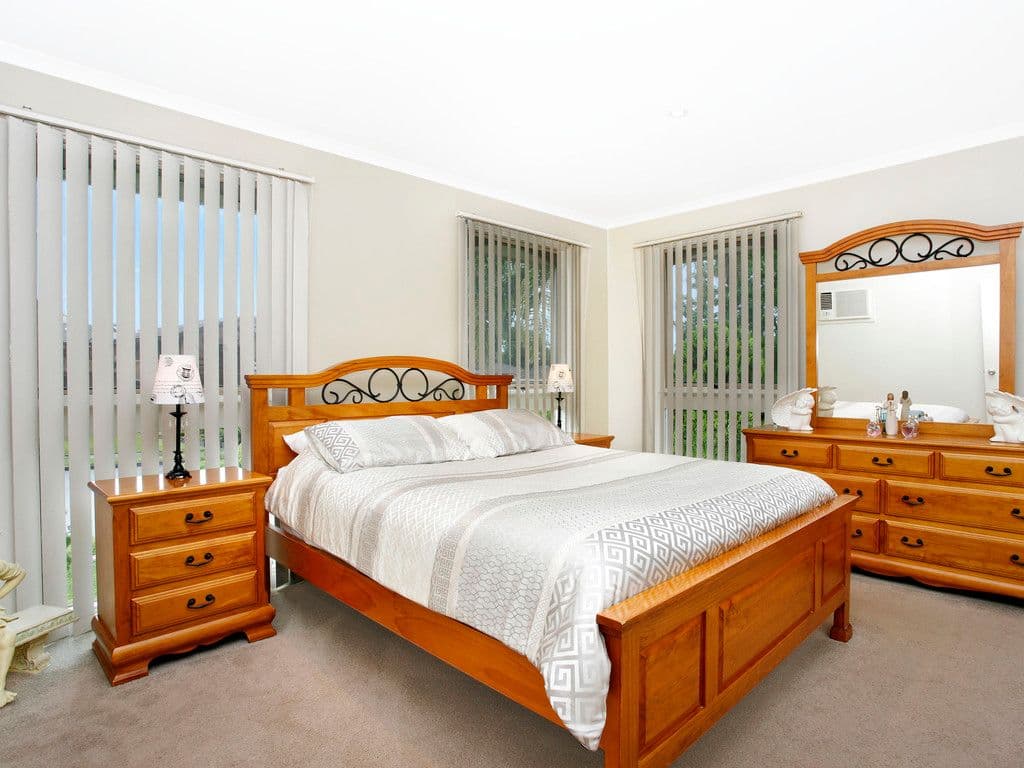 29 Corio Road, Prairiewood - Thumbnail 4