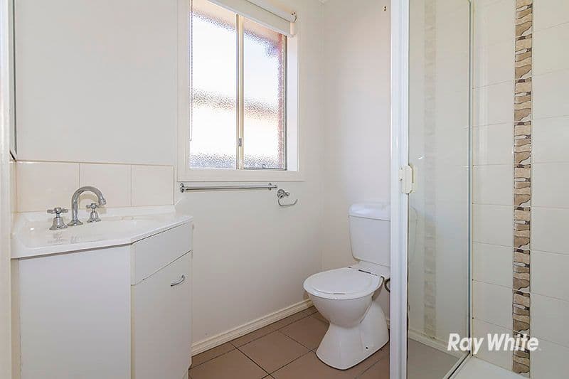 28 Red Gum Circuit, Pakenham VIC 3810, Pakenham - Thumbnail 5