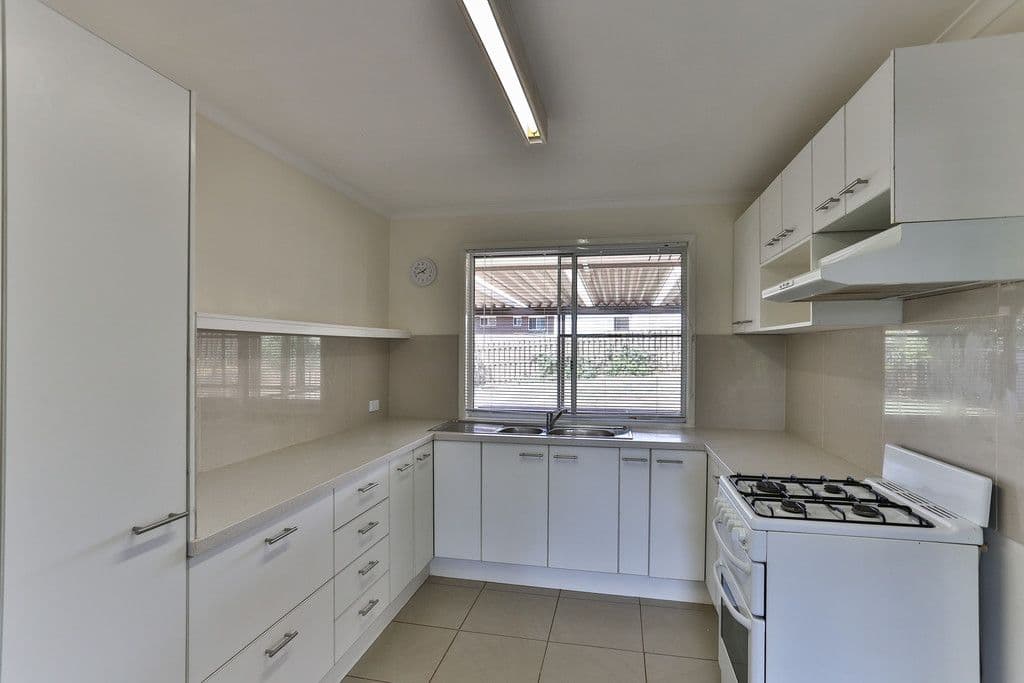 12 Muscat Court, Wilsonton Heights QLD 4350, Wilsonton Heights - Thumbnail 4
