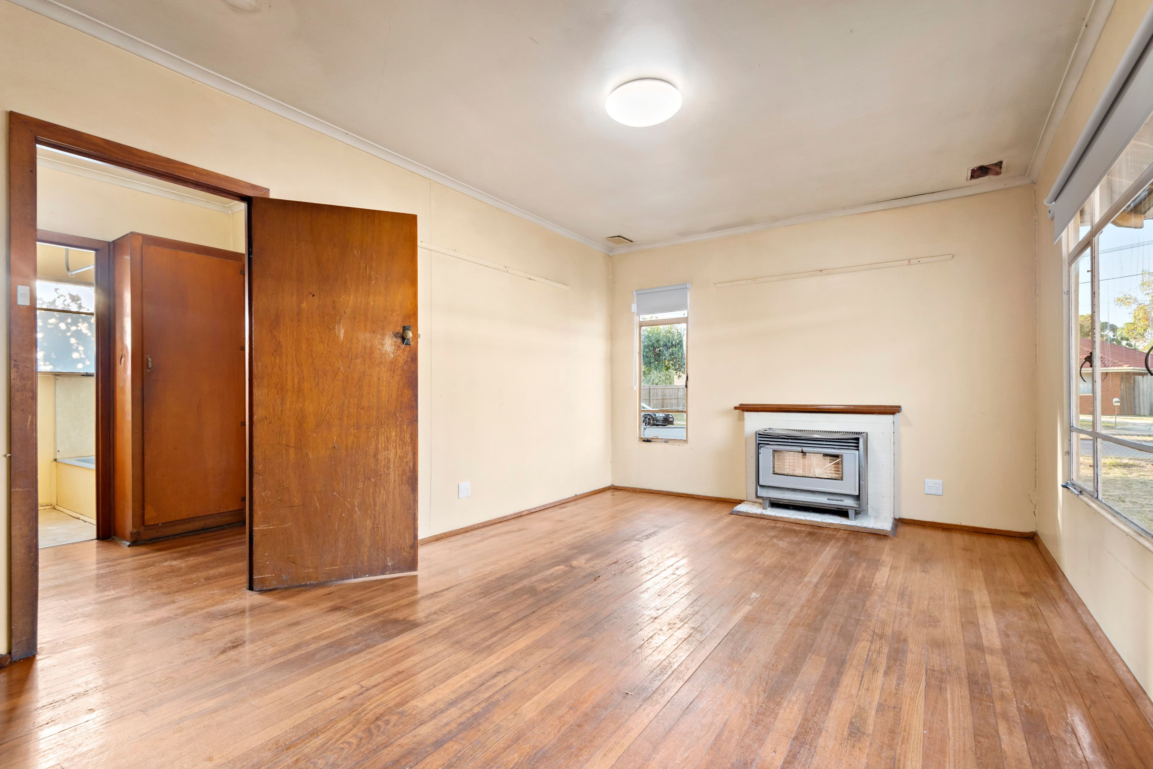 6 Pine Street, Frankston North VIC 3200, Frankston North - Thumbnail 2