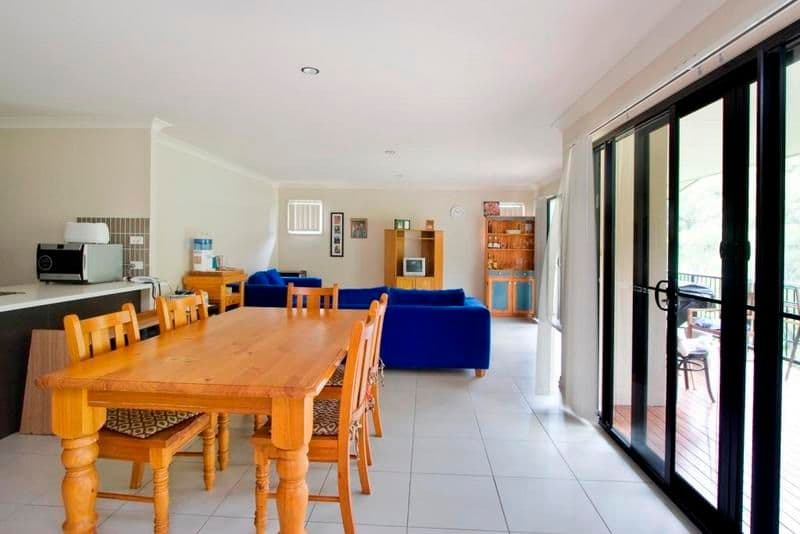 16 Lambert Drive, MAUDSLAND QLD 4210, Maudsland - Thumbnail 4