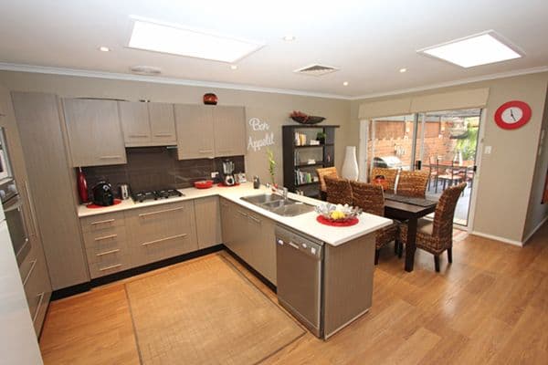 4 Willowin Close, GREEN POINT NSW 2251, Green Point - Thumbnail 4
