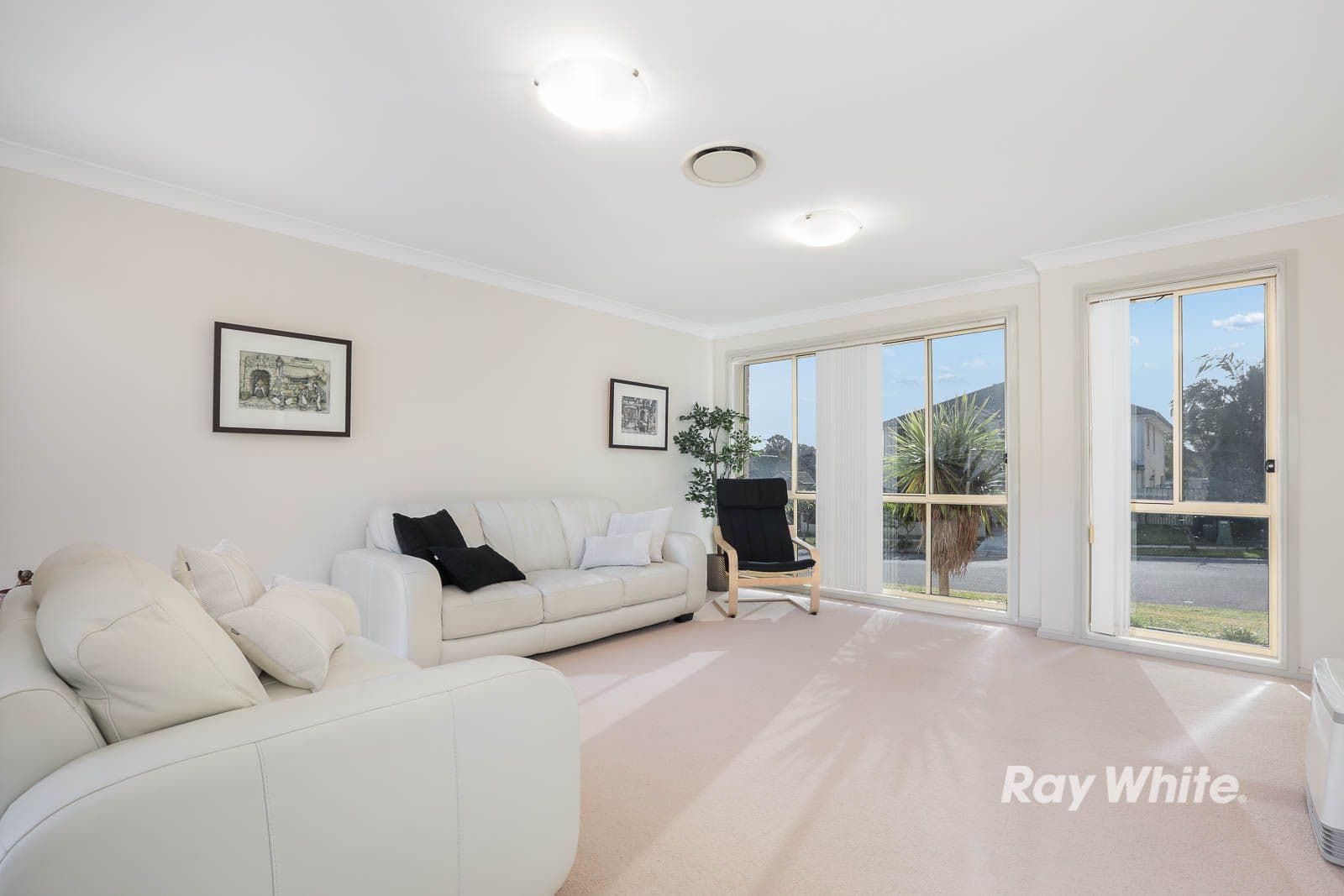 29 Cayden Avenue, Kellyville - Thumbnail 2