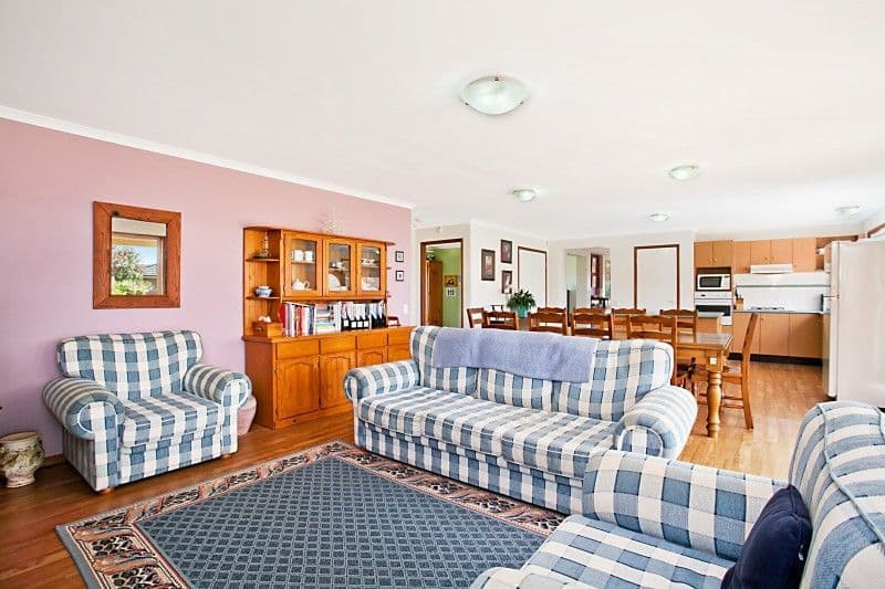 13 Glenlee Court, THORNTON NSW 2322, Thornton - Thumbnail 2