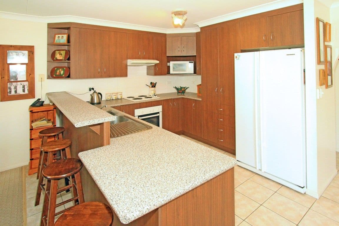 15 Smithwick Street, NORMAN GARDENS QLD 4701, Norman Gardens - Thumbnail 2