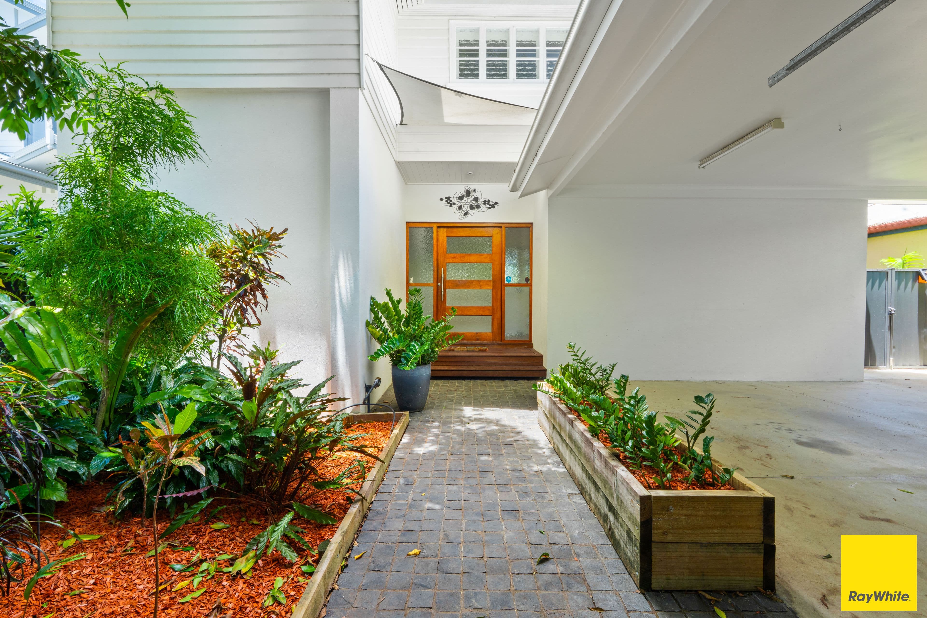 290 Pease Street, Edge Hill QLD 4870, Edge Hill - Thumbnail 2