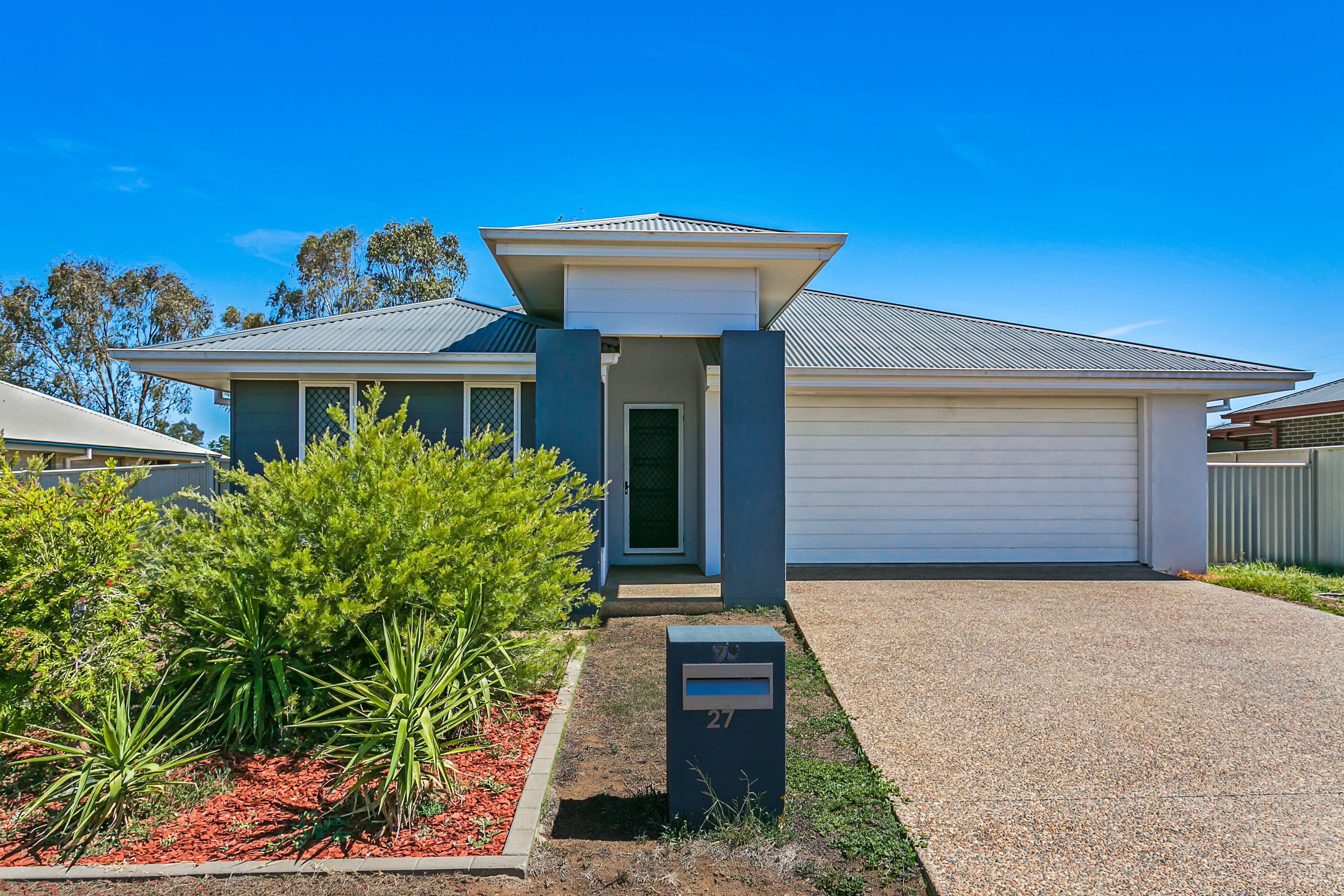 27 Carnegie Place, Tamworth NSW 2340, Tamworth - Image 1