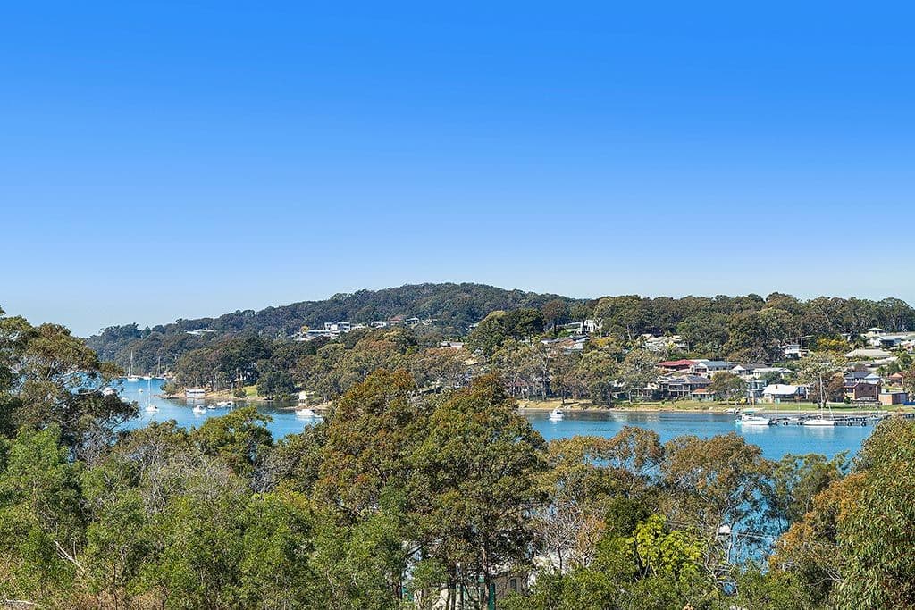 16 Black Gum Crescent, Cranbourne West - Thumbnail 2