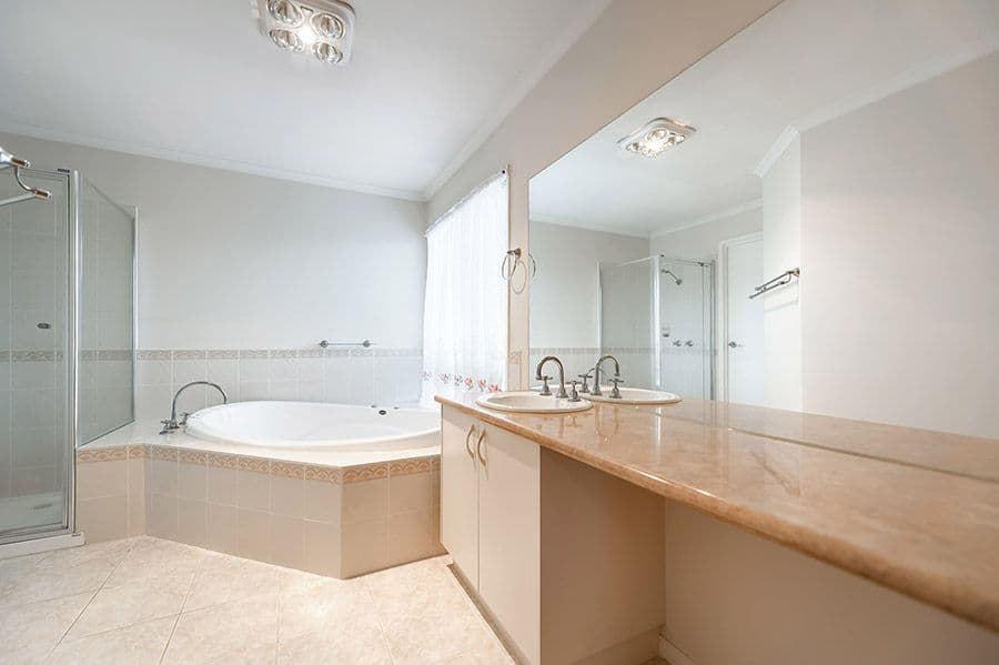 2 Deauville Green, Craigieburn VIC 3064, Craigieburn - Thumbnail 7