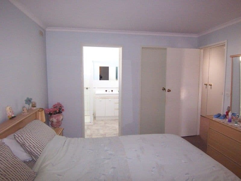 14 Allison Street, KENNINGTON VIC 3550, Kennington - Thumbnail 7