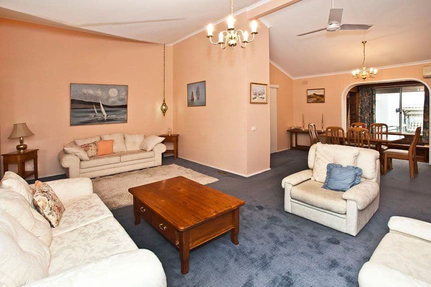 86 Mullens Road, VERMONT SOUTH VIC 3133, Vermont South - Thumbnail 3