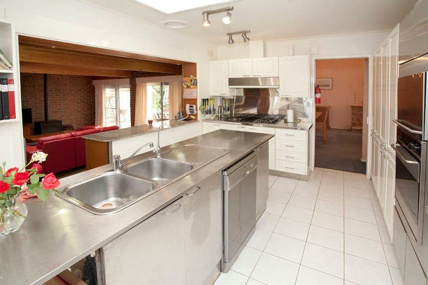 86 Mullens Road, VERMONT SOUTH VIC 3133, Vermont South - Thumbnail 8