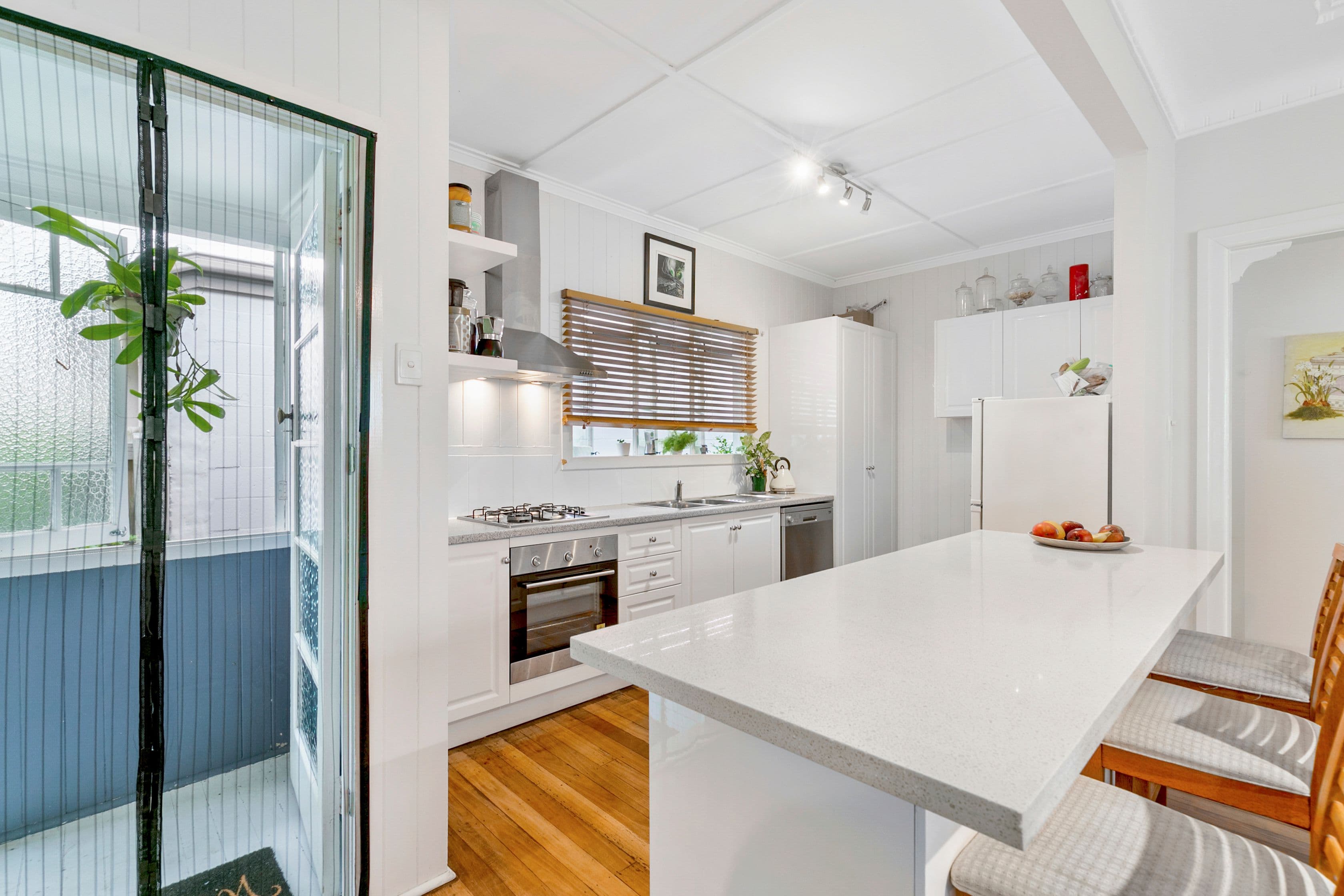 35 Paragon Street, Yeronga QLD 4104, Yeronga - Thumbnail 2