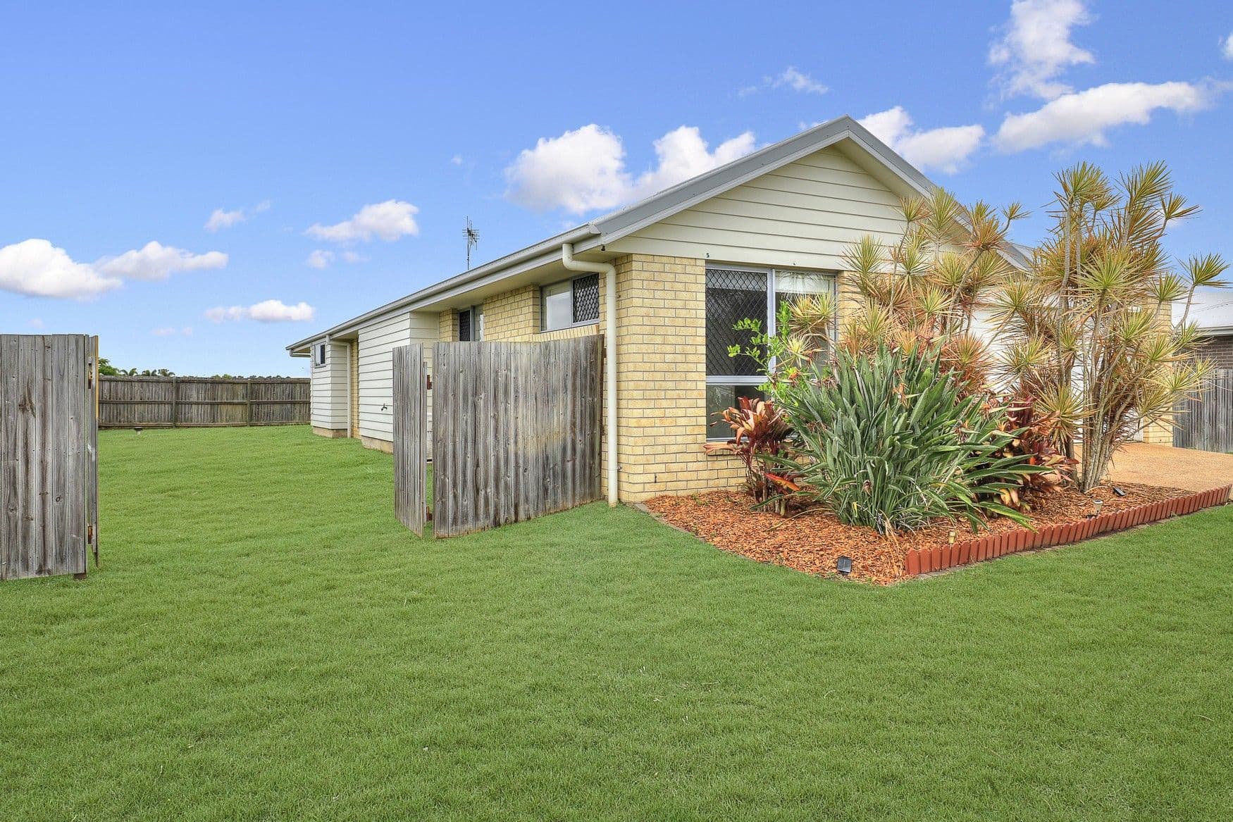 71 Foster Drive, Bundaberg North QLD 4670, Bundaberg North - Thumbnail 3