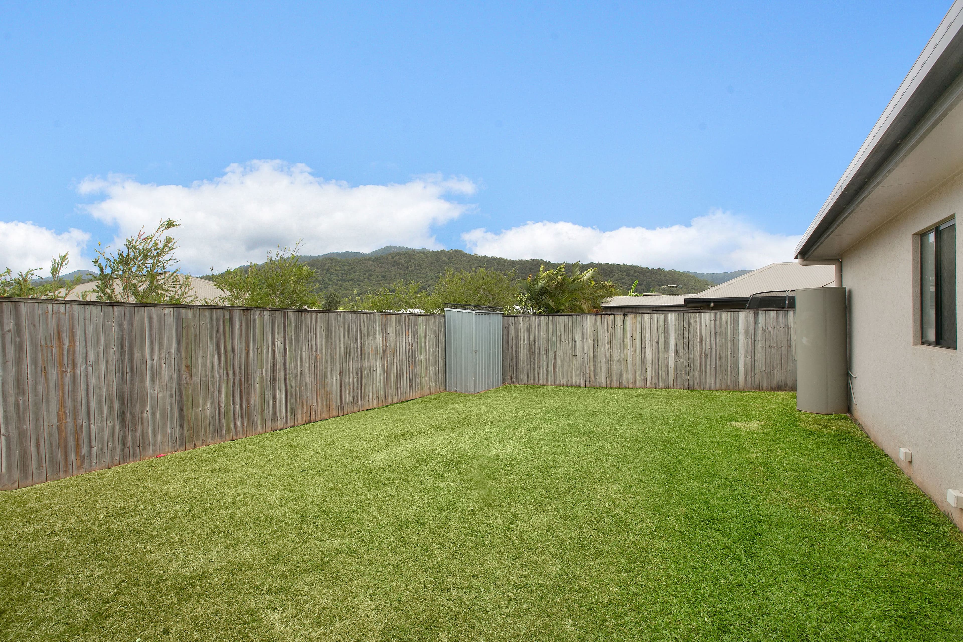 127 Roberts Drive, Trinity Beach QLD 4879, Trinity Beach - Thumbnail 3