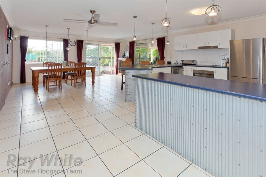 34 Vanessa Court, CAMIRA QLD 4300, Camira - Thumbnail 3