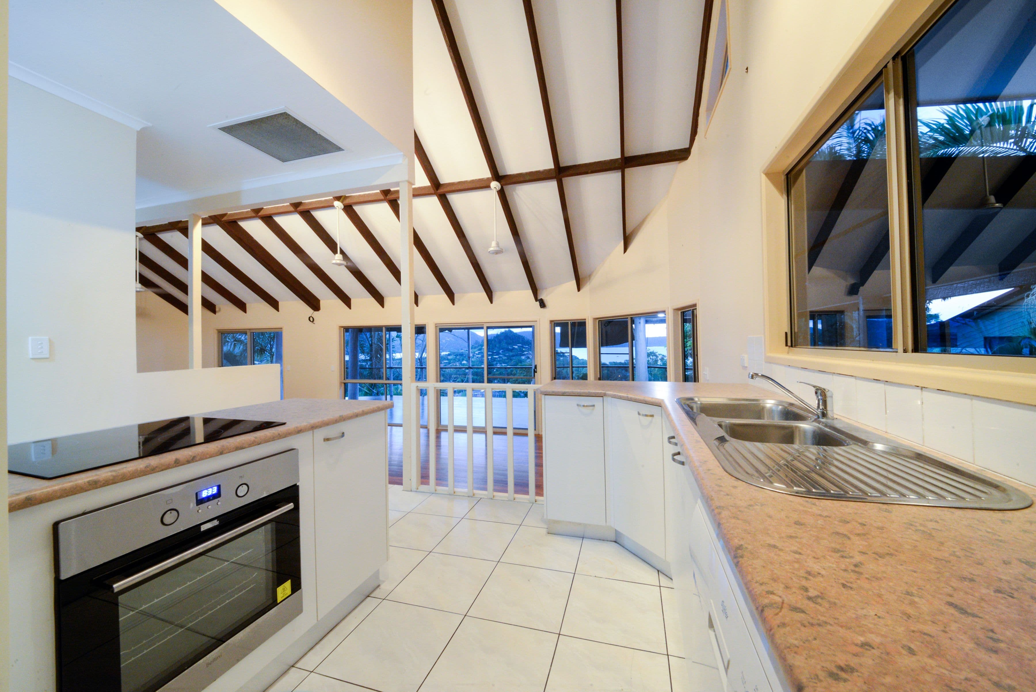 5 Woodwark Crescent, Cannonvale QLD 4802, Cannonvale - Thumbnail 4
