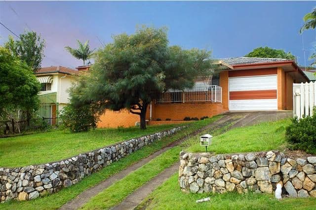 92 Pareena Crescent, MANSFIELD QLD 4122, Mansfield - Image 1