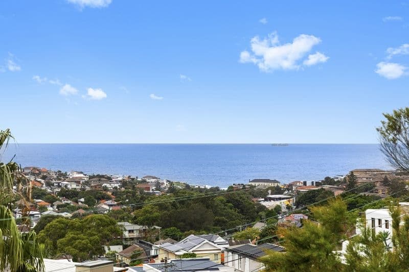 4 Seaview Street, Clovelly - Thumbnail 3