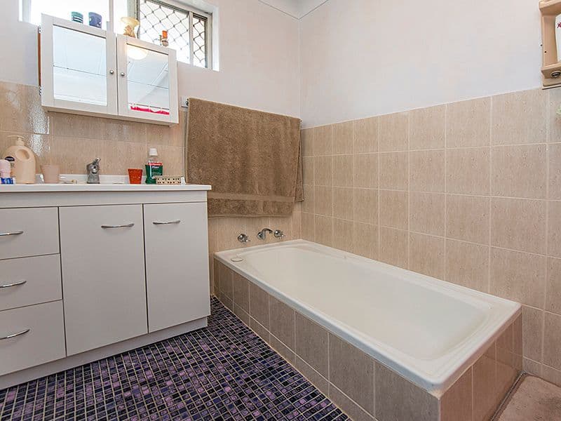 276 Knutsford Avenue, KEWDALE WA 6105, Kewdale - Thumbnail 5
