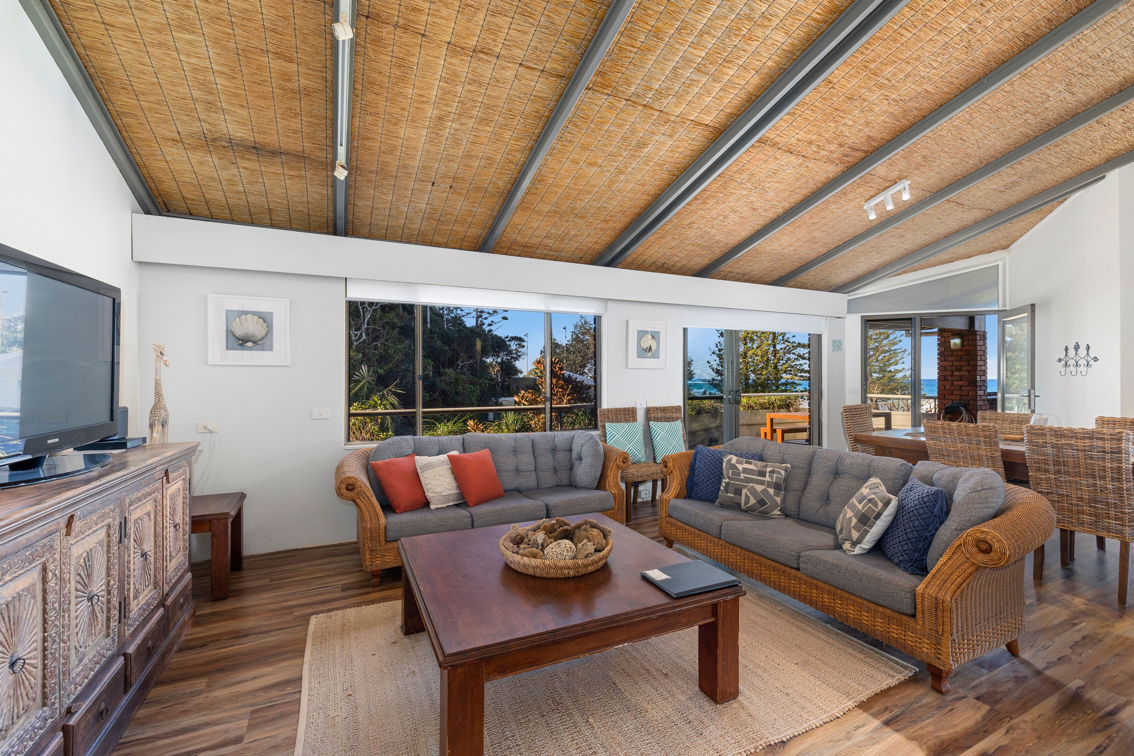 8 Solitary Islands Way, Sapphire Beach NSW 2450, Sapphire Beach - Thumbnail 6