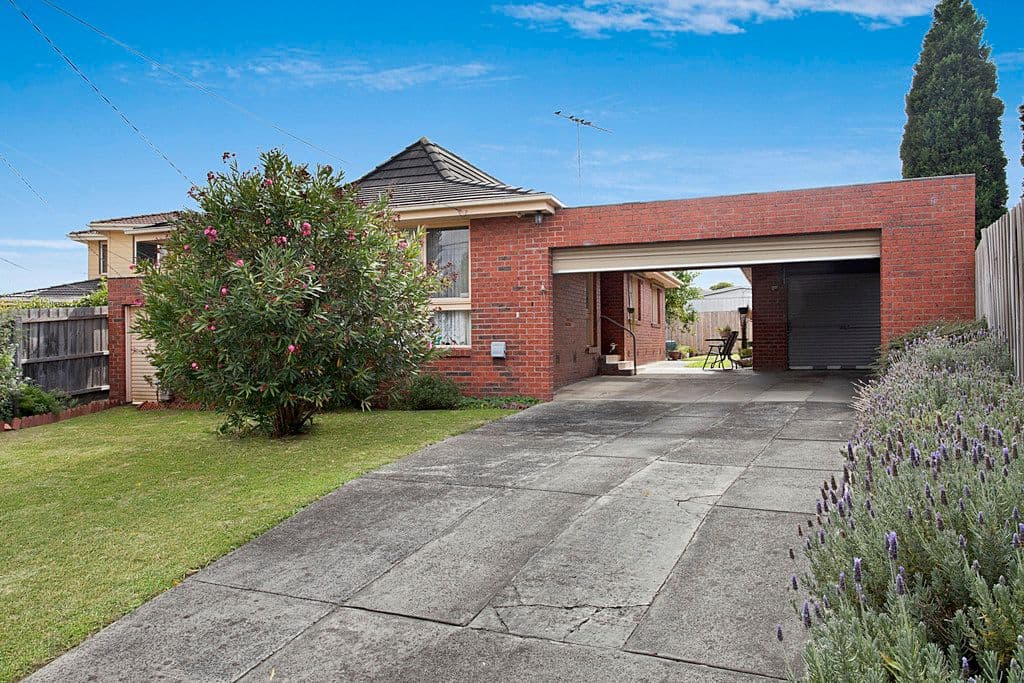 8 Penola Court, Noble Park North VIC 3174, Noble Park North - Image 1