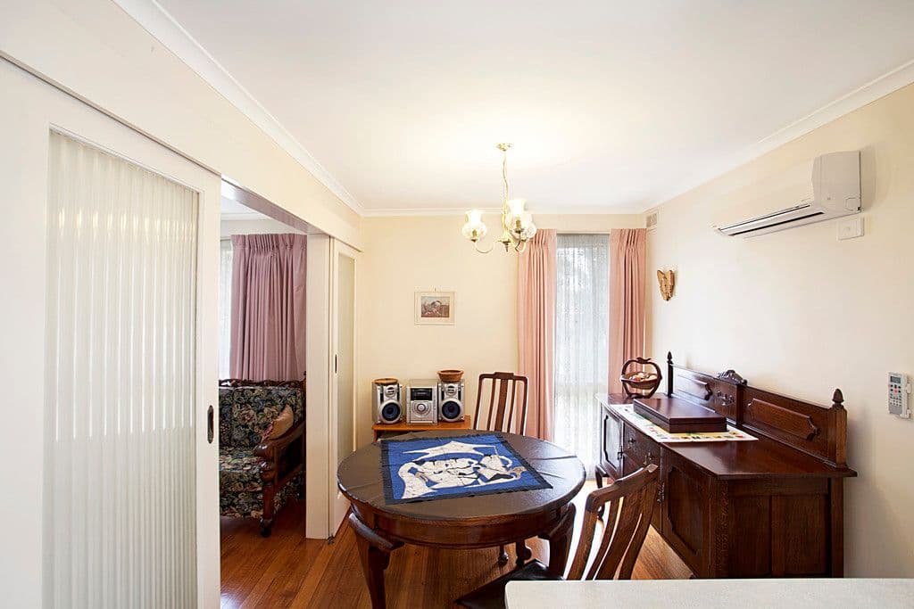 8 Penola Court, Noble Park North VIC 3174, Noble Park North - Thumbnail 5